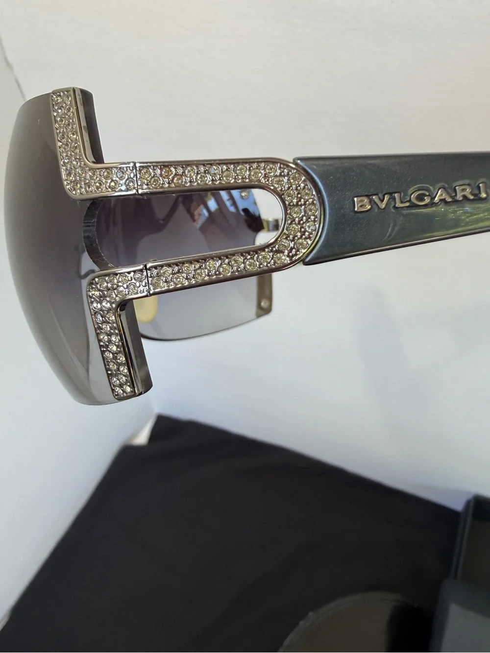 Bvlgari VINTAGE Sunglasses BV6038B Full Pkg 103/8G Lens Grey Gradient, Graduated